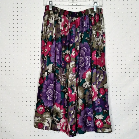 Craig clothing Co. | Vintage Floral skirt sz M - Picture 2 of 8